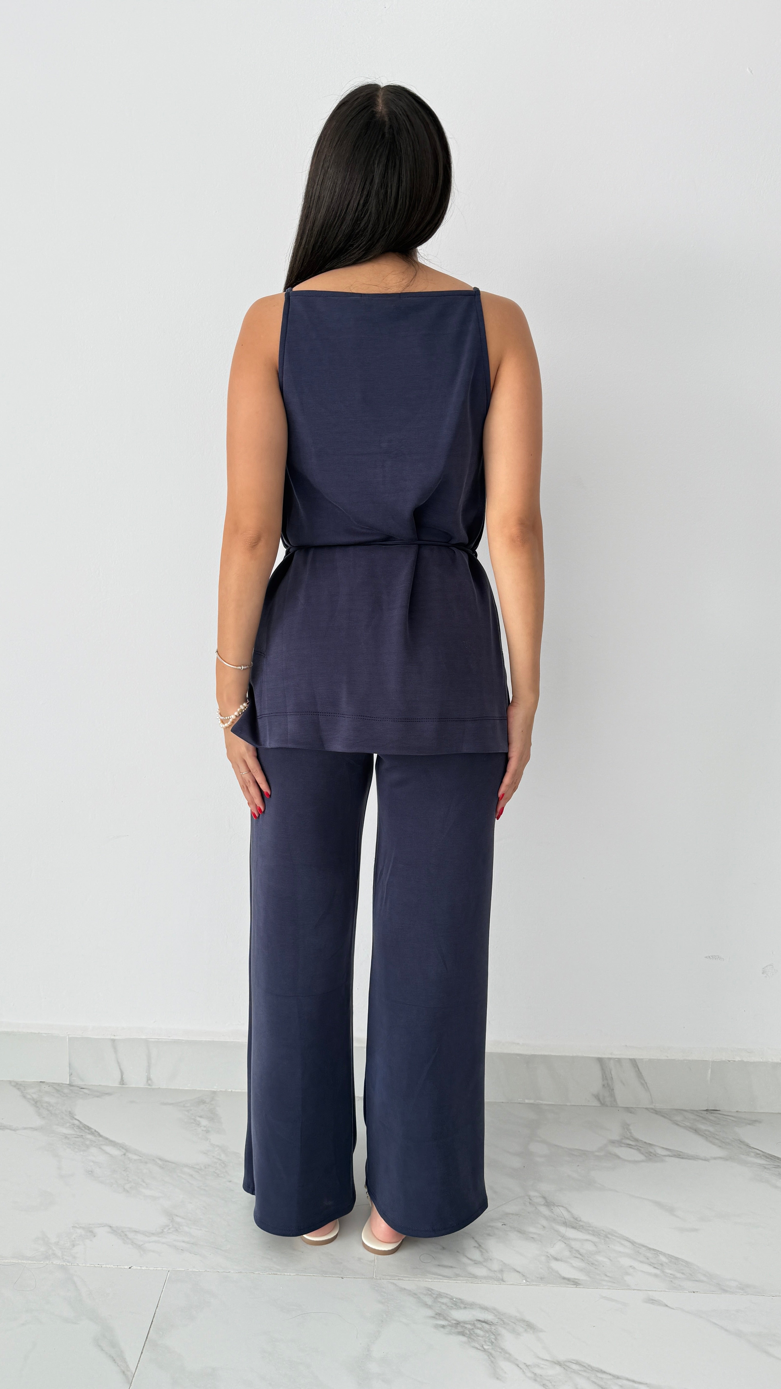 Set Navy