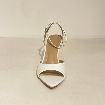 Zapatilla Breeta