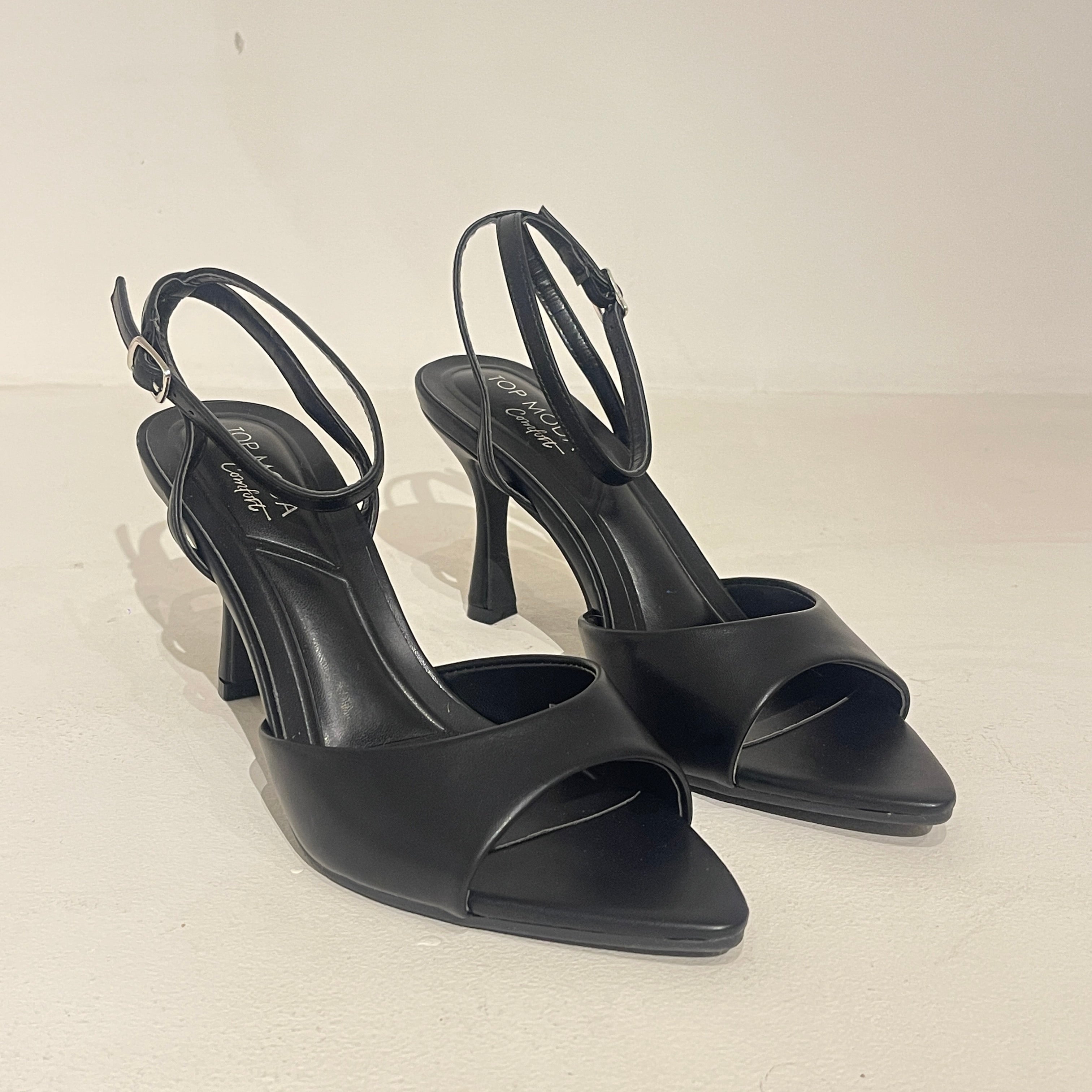 Zapatilla Breeta
