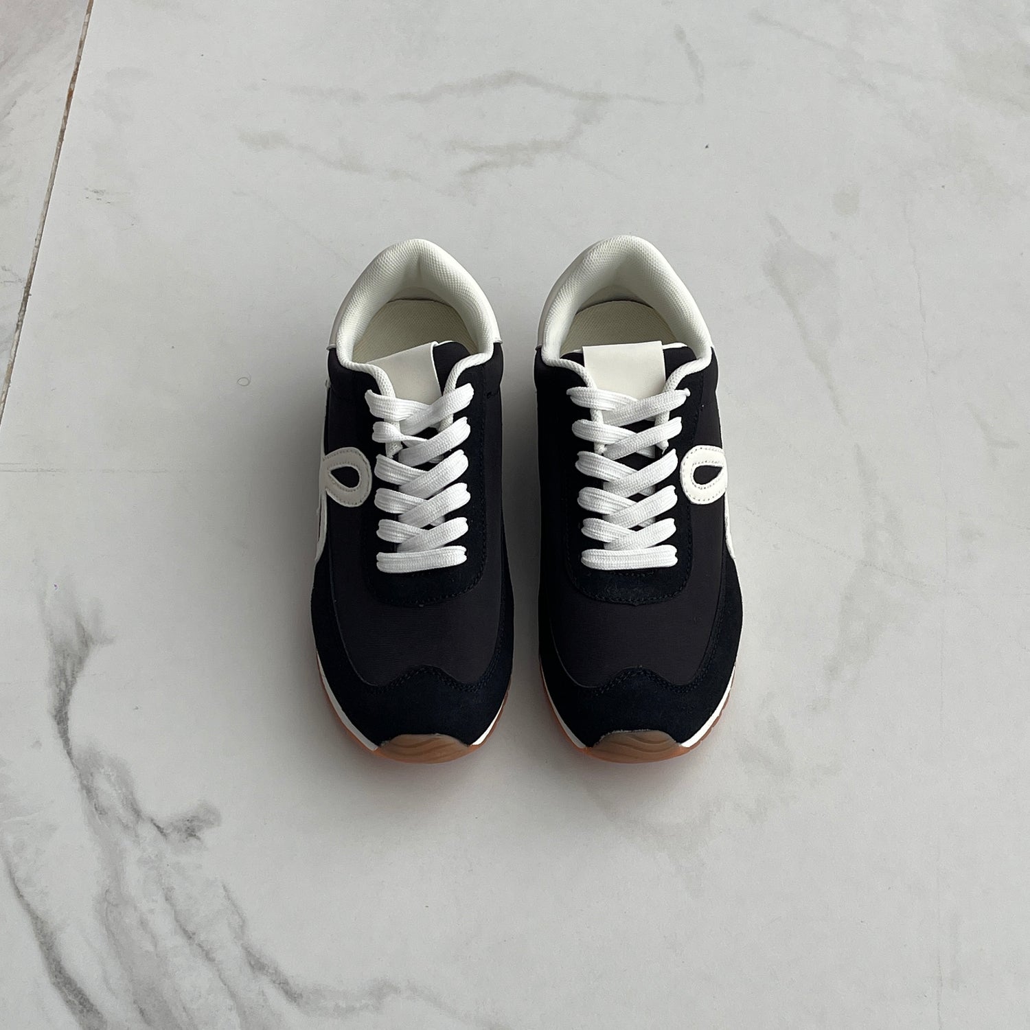 Tenis