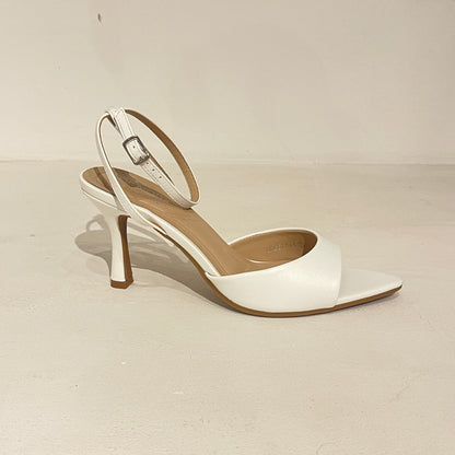 Zapatilla Breeta