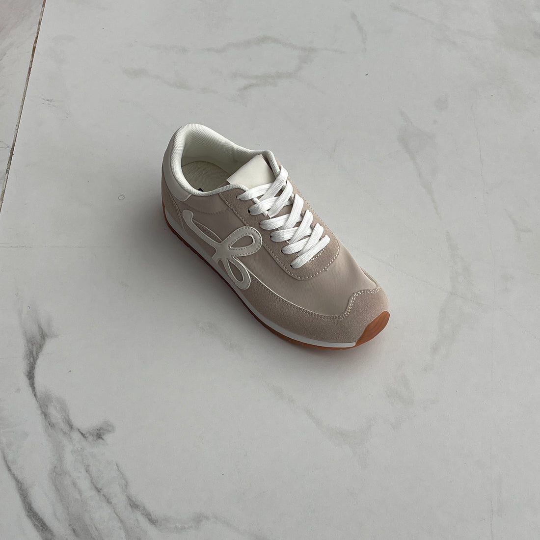 Tenis