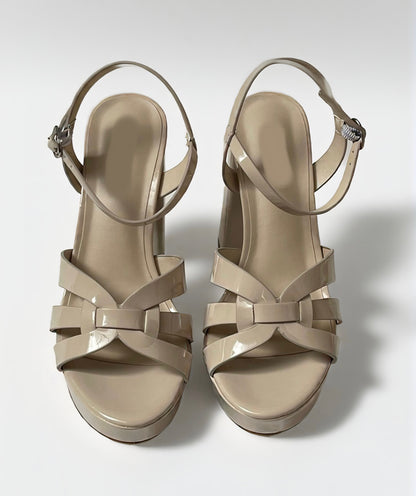 Sandalia Glossy Platform