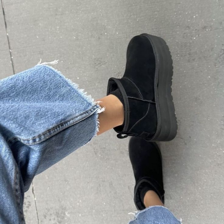 DUPE UGG