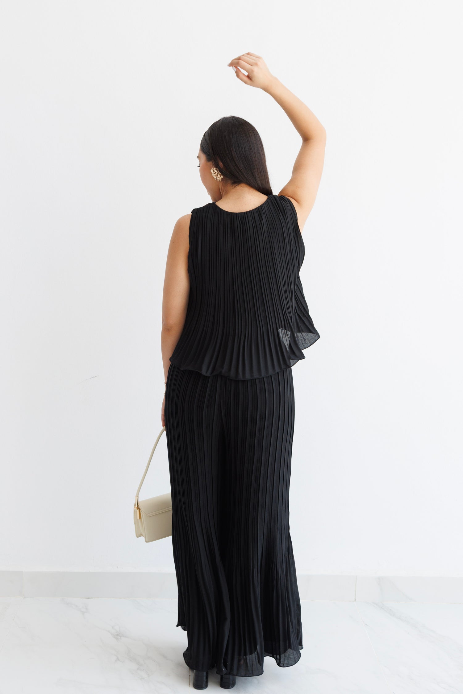 Set Black