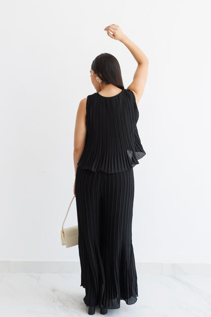 Set Black